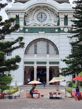 M&S