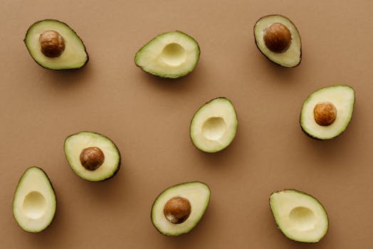 Burn Fat Naturally: Nutritionist-Approved Foods & Tips