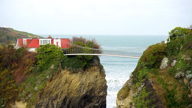 Cornwall's A30 Green Bridge: Challenges & Innovative Solutions