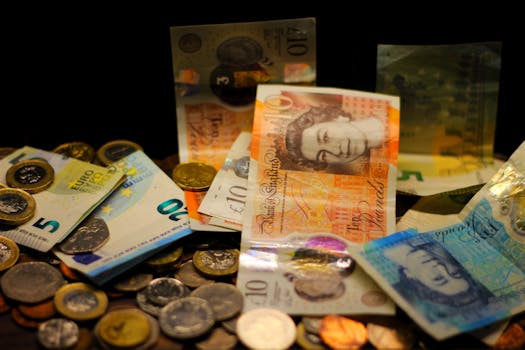 Pound Sterling vs Euro: GBP/EUR Exchange Rate Forecast & Analysis
