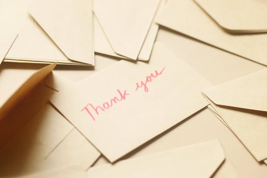 Robots Write Handwritten Notes: The Future of Personalized Correspondence?