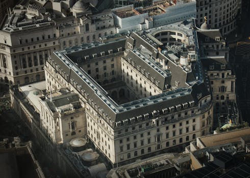 UK Inflation Crisis: Soaring Prices & BoE's Dilemma