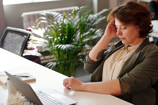 £21,000 Sickness Cost Crisis: UK Businesses Must Act Now