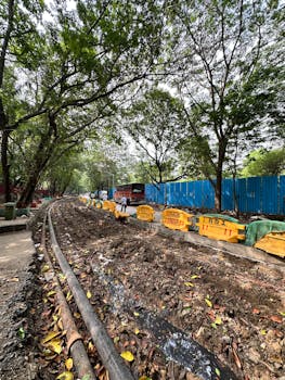 DLF Returns to Mumbai: Luxury Real Estate's Next Big Thing?
