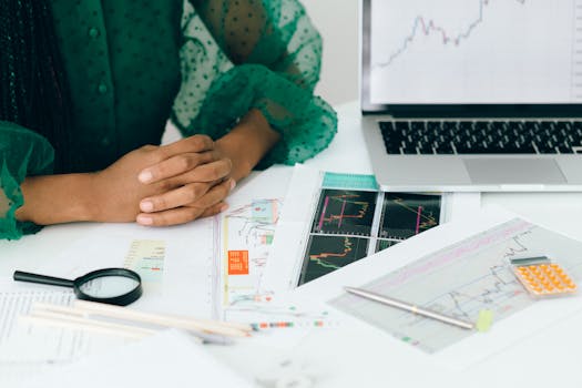 Fed Rate Cuts: Will Inflation & Yield Curve Dictate the Next Move?