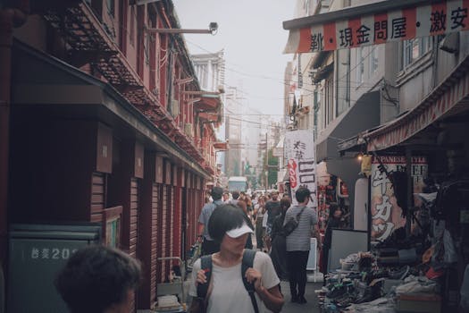 Travel Stocks to Buy Now: BKNG & ABNB | Investment Boom