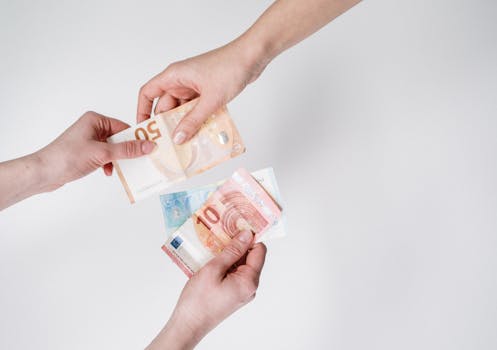 £725 Universal Credit Boost: Who Qualifies & How to Claim?