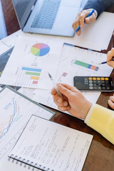 Credit Crunch 2024: Q1 Lending Decline & Impact on You